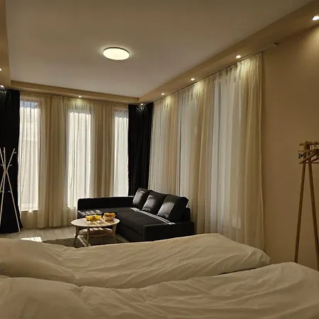 Geronimo Guest house *